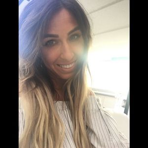 Meet your Posher, Eva